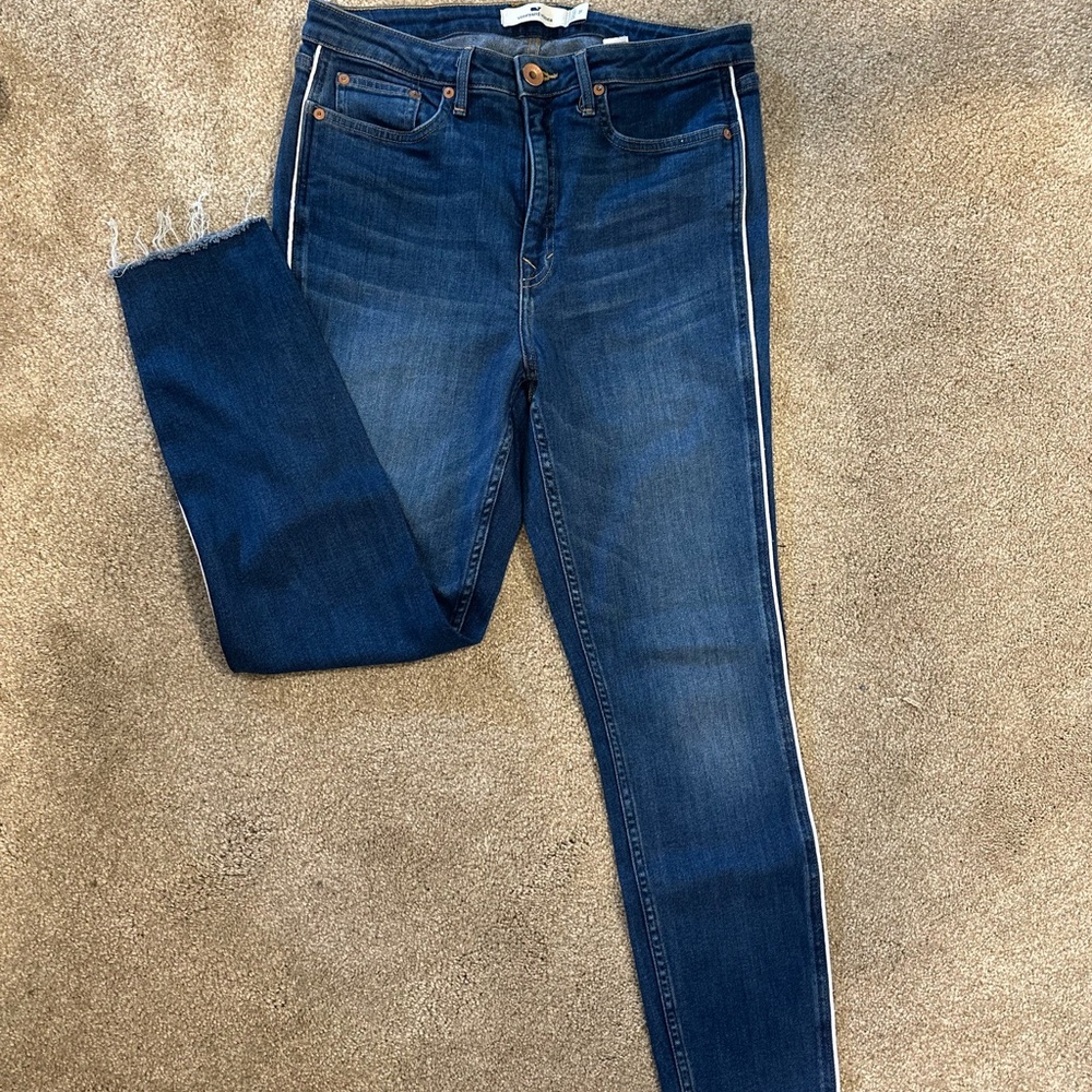 Women's Blue Jeans